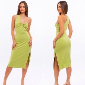 Le Lis Women's Jessica Ring Detail One Shoulder Ribbed Midi Dress Green New